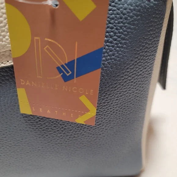 Leather satchel bag - Picture 9 of 12